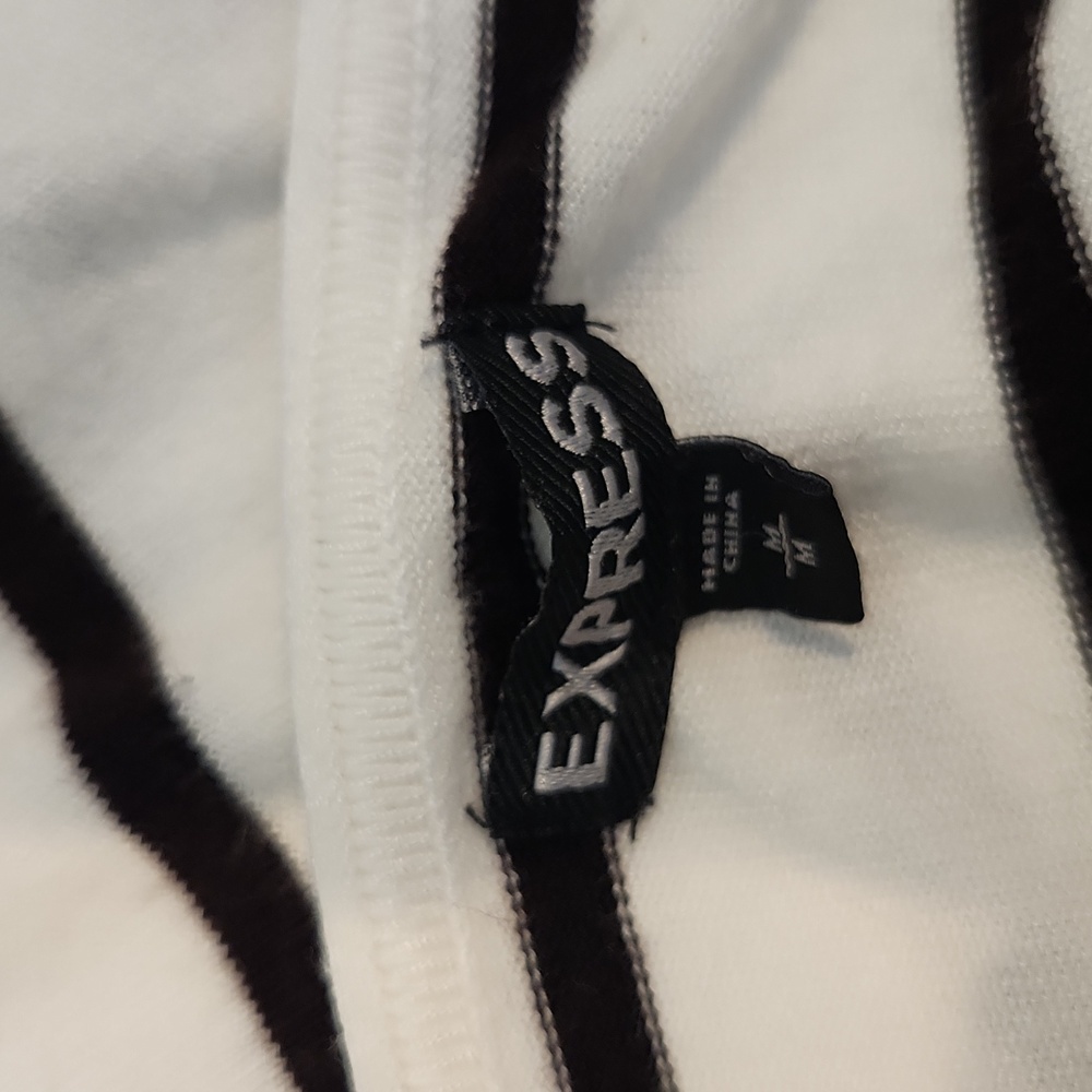 Express Sweater - Picture 6 of 6